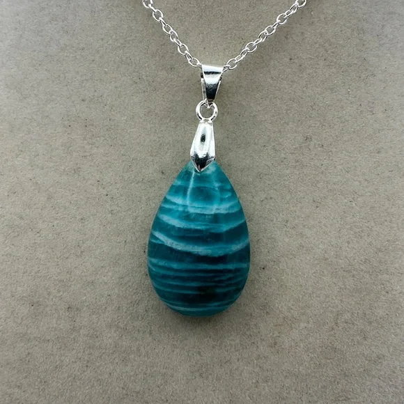 Zebra Amazonite Teardrop Pendant on Silver Plated Box Chain - Picture 2 of 7